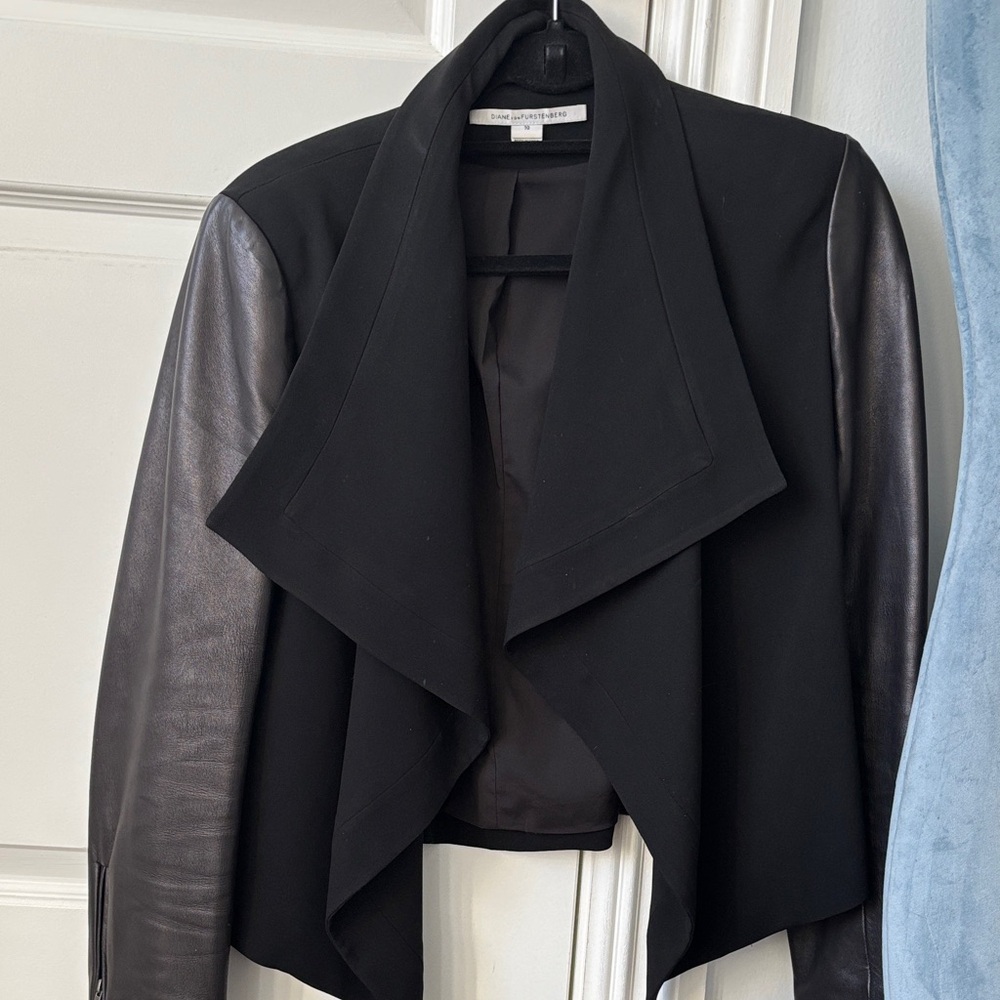 Diane Von Furstenberg Black Draped Jacket with Leather Sleeves. Size 10